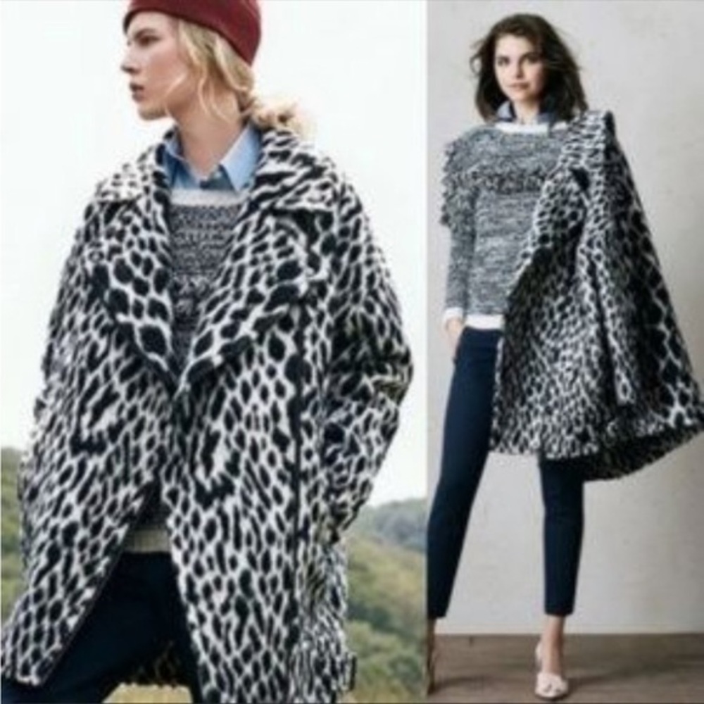 Banana Republic Snow Leopard Italian Fabric Cocoon Moto Coat XS